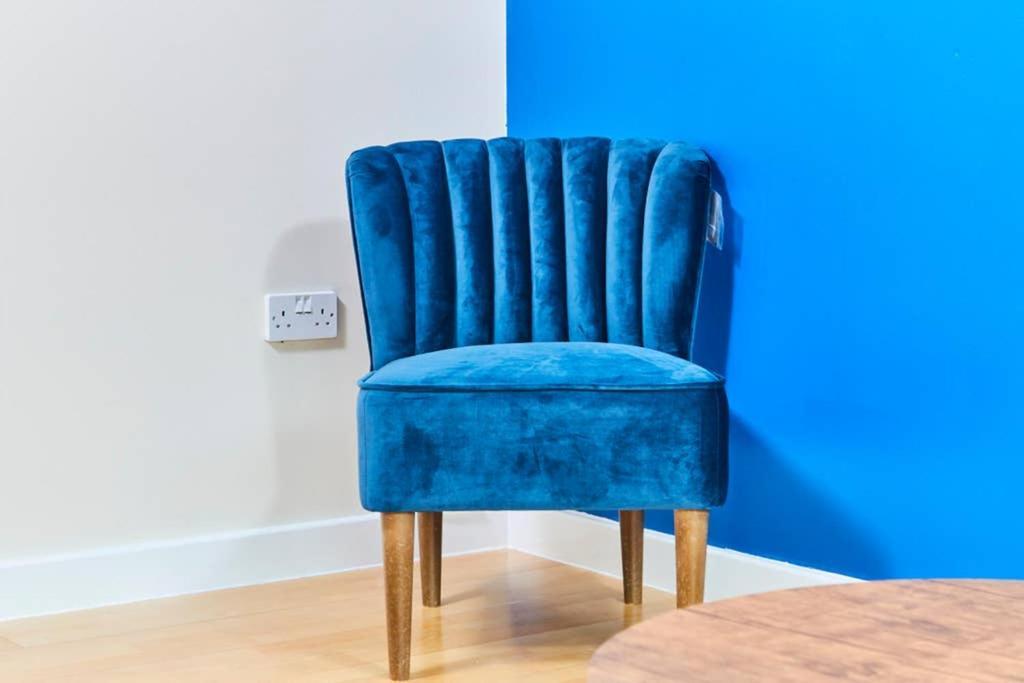 New - The Chique Scandic Cambridge Abode - Parking エクステリア 写真